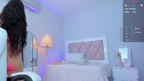 Snapshot of ania_sweet chatting on 07/02/26, 03:23 Ania online show from 07/02/26, 03:23