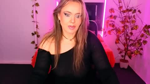 Aniela online show from 11/15/25, 07:16