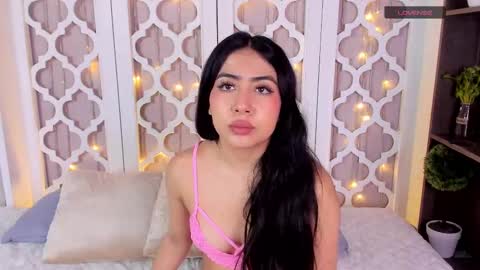 aniie_west online show from 02/18/25, 12:06