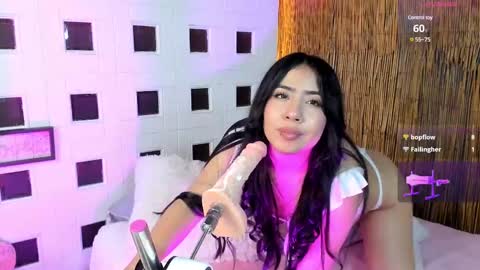 aniie_west online show from 03/06/25, 09:42