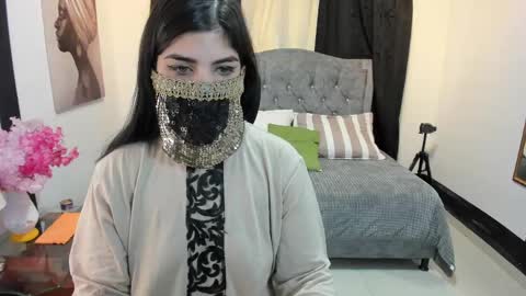 Snapshot of aniisaalii chatting on 06/06/26, 12:32 Anissa online show from 06/06/26, 12:32