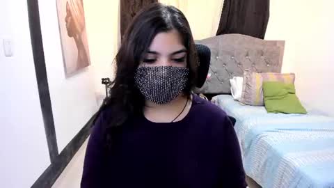 Snapshot of aniisaalii chatting on 06/26/26, 01:04 Anissa online show from 06/26/26, 01:04
