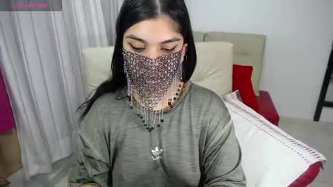 Snapshot of aniisaalii chatting on 07/30/26, 04:22 Anissa online show from 07/30/26, 04:22