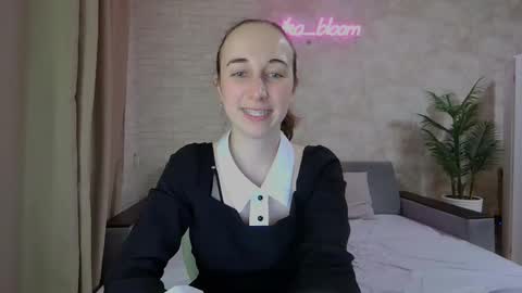 anikabloom online show from 01/24/25, 03:32