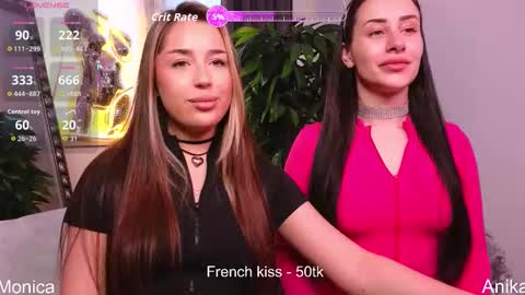 Snapshot of anikaharrys chatting on 11/30/25, 01:04 Anika online show from 11/30/25, 01:04