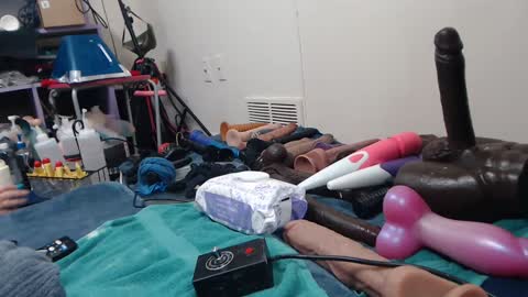 Snapshot of animergamergirl chatting on 01/17/26, 02:05 Twitter at animegamergrl. No vids for sale on Chaturbate. online show from 01/17/26, 02:05