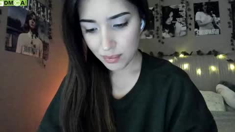 Anisa Moan from LovenseWet from Tip MenuOpen for Private online show from 10/22/25, 03:07