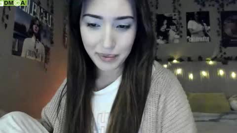 Anisa Moan from LovenseWet from Tip MenuOpen for Private online show from 11/05/25, 03:17