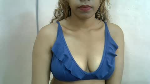 Snapshot of anischah chatting on 06/16/26, 04:48 anischah online show from 06/16/26, 04:48