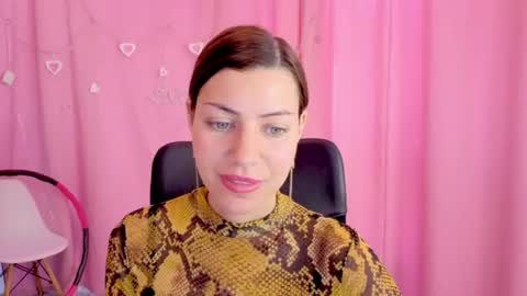 Anni online show from 06/28/26, 07:03