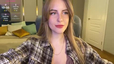 Snapshot of anita_blairr chatting on 03/26/26, 01:11 Anita online show from 03/26/26, 01:11