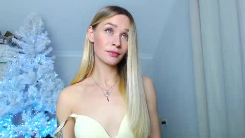 anita_delicious online show from 12/18/25, 10:38