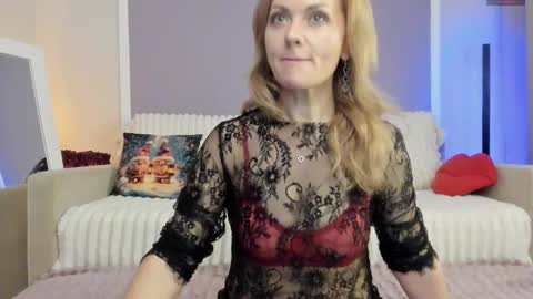 Snapshot of anita_forever chatting on 03/03/26, 10:04 Anita online show from 03/03/26, 10:04