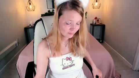 Snapshot of anita_marcelle chatting on 07/04/26, 08:20 Anita online show from 07/04/26, 08:20