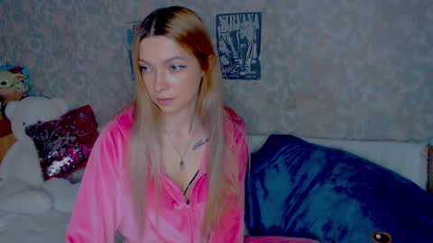 Snapshot of anita_moon_ chatting on 12/26/24, 02:22 anita_moon_ online show from 12/26/24, 02:22