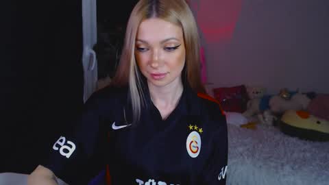 Snapshot of anita_moon_ chatting on 02/12/26, 08:26 anita_moon_ online show from 02/12/26, 08:26