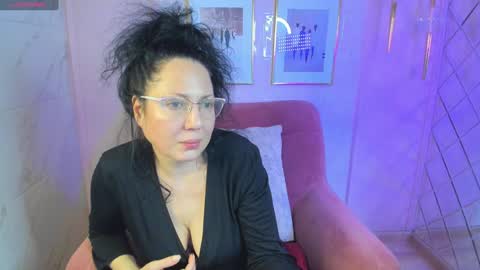 Snapshot of anita_muse chatting on 12/20/24, 04:20 Anita online show from 12/20/24, 04:20
