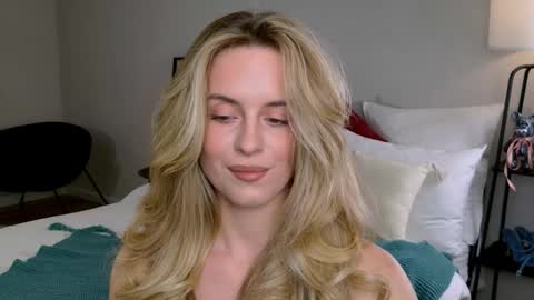 Anita online show from 11/21/25, 01:32