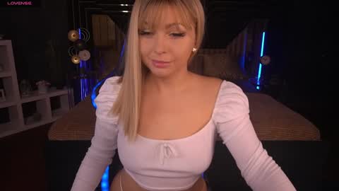 Anita online show from 02/05/25, 03:20