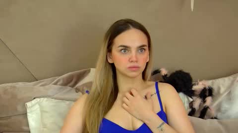 AnitaVenture online show from 10/26/25, 04:07