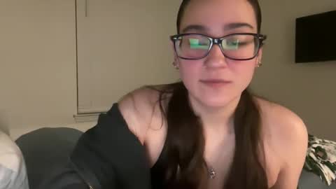 Snapshot of anitayurmoni chatting on 12/01/25, 05:23 anitayurmoni online show from 12/01/25, 05:23