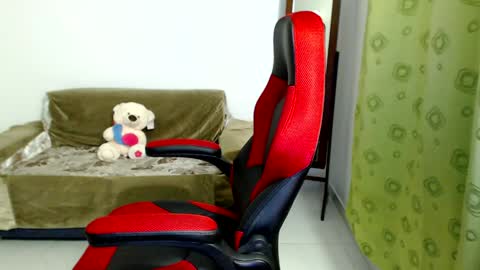 Anita Zarova online show from 01/12/25, 10:33