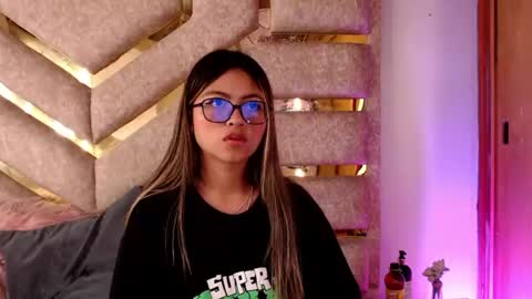 Snapshot of anittarouse chatting on 06/10/26, 04:17 Anitta Rouse online show from 06/10/26, 04:17