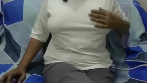 anjali_dogra786 online show from 10/01/25, 06:47