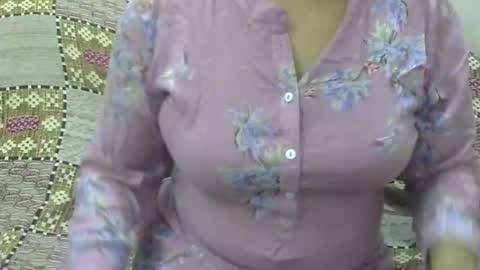 anjali_dogra786 online show from 10/05/25, 12:14