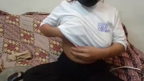 anjali_dogra786 online show from 12/17/25, 07:03