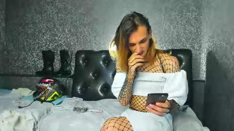 Snapshot of anjella_botton chatting on 08/01/26, 06:07 Angel online show from 08/01/26, 06:07