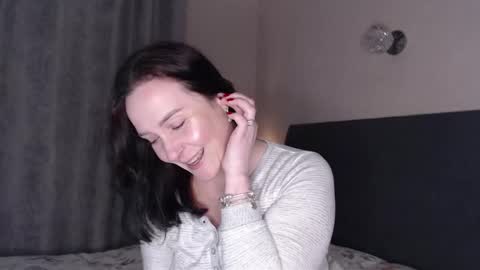 Snapshot of anjutka08 chatting on 02/20/26, 05:57 anjutka08 online show from 02/20/26, 05:57