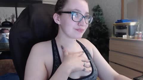 Nameless online show from 02/11/25, 04:24