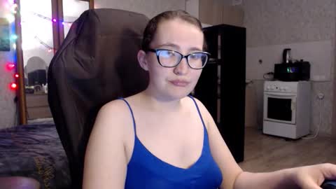 Snapshot of ankey_rayah chatting on 04/19/26, 04:06 Nameless online show from 04/19/26, 04:06