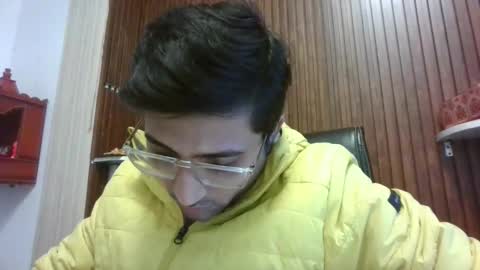 Snapshot of ankur1722 chatting on 01/10/26, 10:39 Slave looking for Mistress online show from 01/10/26, 10:39