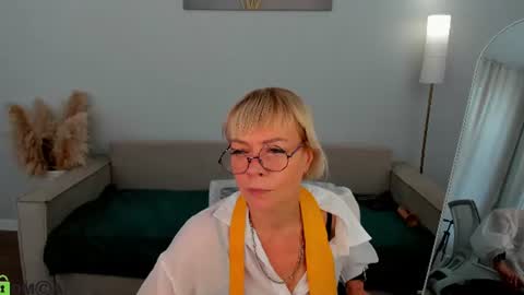 ann_annise online show from 06/28/26, 12:16