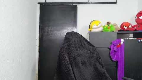 Snapshot of ann_cohen chatting on 05/18/26, 11:05 Only fans online show from 05/18/26, 11:05