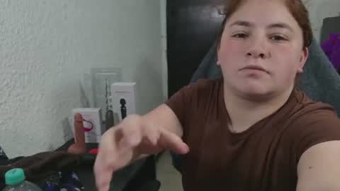 Snapshot of ann_cohen chatting on 07/06/26, 11:07 Only fans online show from 07/06/26, 11:07