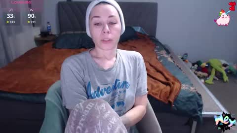 Snapshot of anna_ana chatting on 11/09/25, 06:06 Anadirectgirl online show from 11/09/25, 06:06