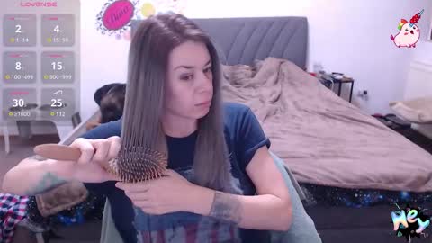 Snapshot of anna_ana chatting on 03/16/26, 04:11 Anadirectgirl online show from 03/16/26, 04:11