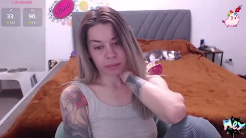 Anadirectgirl online show from 04/18/26, 07:56