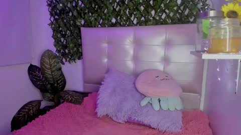 ANNA online show from 11/21/25, 04:00