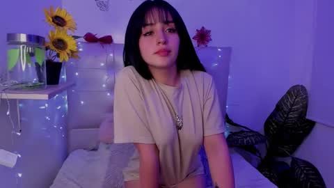 Snapshot of anna_blade_ chatting on 01/13/26, 04:23 ANNA online show from 01/13/26, 04:23