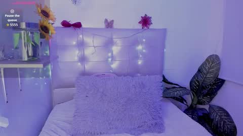 Snapshot of anna_blade_ chatting on 01/14/26, 03:06 ANNA online show from 01/14/26, 03:06