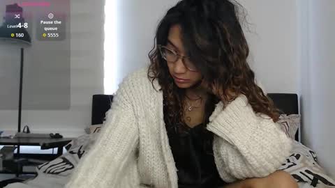 Anna online show from 10/14/25, 03:35