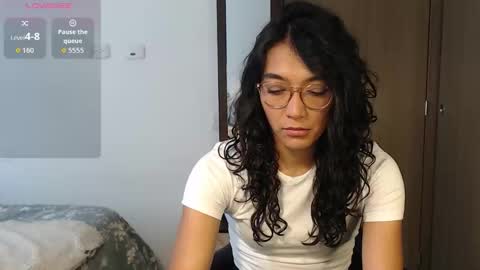 Anna online show from 11/21/25, 03:22