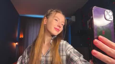 Snapshot of anna_kare chatting on 03/04/26, 09:15 Anna online show from 03/04/26, 09:15