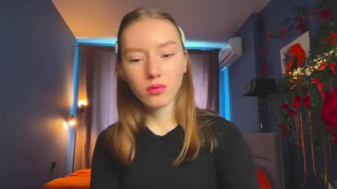 Snapshot of anna_kare chatting on 03/25/26, 07:25 Anna online show from 03/25/26, 07:25