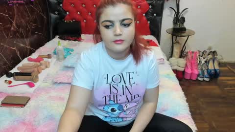 Snapshot of anna_lwice chatting on 01/17/25, 04:04 Ana online show from 01/17/25, 04:04