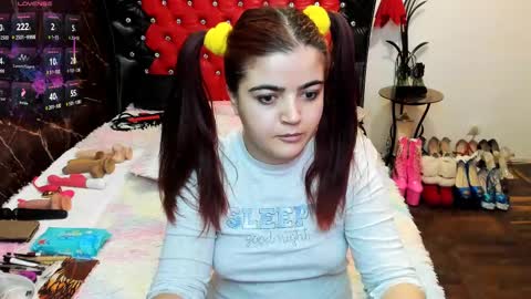 Snapshot of anna_lwice chatting on 02/14/25, 08:52 Ana online show from 02/14/25, 08:52